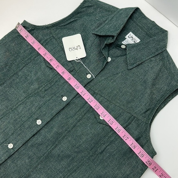 Vtg Theo Denim Button Up Sleeveless Shirt Top NWT Chest Pockets Curved H… - Picture 6 of 9